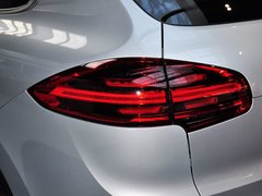 卡宴 2015款 Cayenne Turbo 4.8T 5座