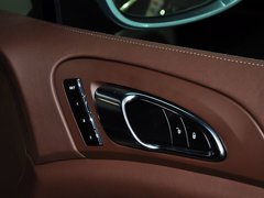 卡宴 2015款 Cayenne Turbo 4.8T 5座