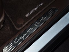 卡宴 2015款 Cayenne Turbo 4.8T 5座