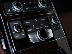奥迪A8 2014款 60 TFSI quattro豪华型