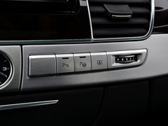 奥迪A8 2014款 50 TFSI quattro豪华型