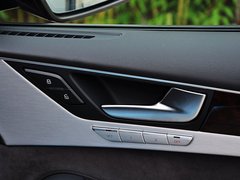 奥迪A8 2014款 50 TFSI quattro豪华型