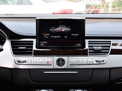 奥迪A8 2014款 45 TFSI quattro豪华型