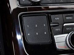 奥迪A8 2014款 45 TFSI quattro豪华型