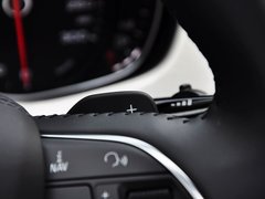 奥迪A8 2014款 45 TFSI quattro豪华型