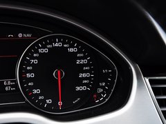 奥迪A8 2014款 45 TFSI quattro豪华型