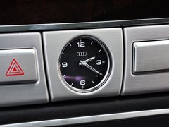 奥迪A8 2014款 45 TFSI quattro豪华型
