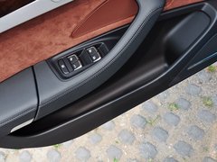 奥迪A8 2014款 45 TFSI quattro豪华型