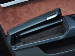 奥迪A8 2014款 45 TFSI quattro豪华型