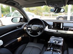 奥迪A8 2014款 45 TFSI quattro舒适型