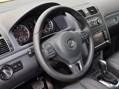 途安 2015款 1.4TSI 自动 旗舰版 5座
