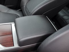 捷豹XF 2015款 2.0T 自动 风华版
