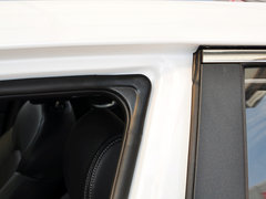 起亚K4 2014款 1.8L 自动 LUX