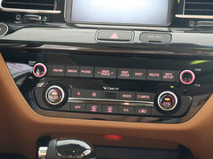起亚K4 2014款 2.0L 自动 LUX