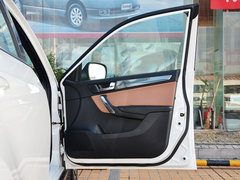 中华V5 2014款 1.5T 自动 四驱尊贵型 5座