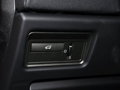 揽胜极光（进口） 2015款 2.0T 倾橙限量版 5座