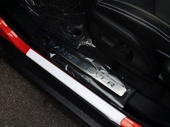 揽胜极光（进口） 2015款 2.0T 倾橙限量版 5座