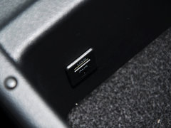 途观 2015款 1.8TSI 自动 两驱30周年纪念版 5座