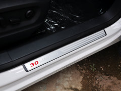 途观 2015款 1.8TSI 自动 两驱30周年纪念版 5座
