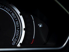 MG6 2015款 1.8T 90周年赛道冠军版精英型