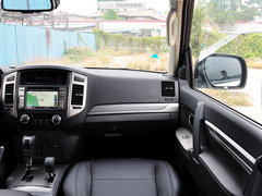 帕杰罗 2015款 3.0L 自动 精英超越版 国V 7座