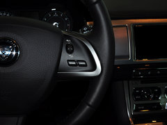 捷豹XF 2015款 3.0 SC R-Sport 豪华版