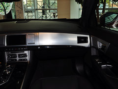 捷豹XF 2015款 3.0 SC R-Sport 豪华版