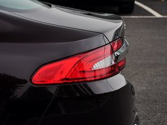 捷豹XF 2015款 2.0T 自动 豪华版