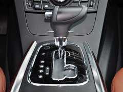 红旗H7 2015款 2.0T 自动 豪华型