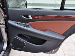 红旗H7 2015款 3.0L 自动 尊贵型