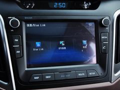 现代ix25 2015款 2.0L 自动 四驱尊贵型 GLX 5座