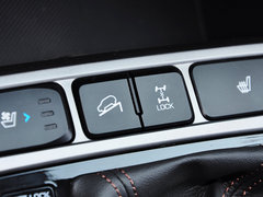 现代ix25 2015款 2.0L 自动 四驱尊贵型 GLX 5座