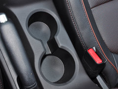 现代ix25 2015款 2.0L 自动 四驱尊贵型 GLX 5座