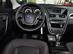 奔腾X80 2015款 2.0L 自动 舒适型 5座