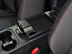 奔腾X80 2015款 2.0L 自动 舒适型 5座