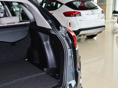 奔腾X80 2015款 2.0L 自动 舒适型 5座