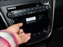 奔腾X80 2015款 2.0L 自动 舒适型 5座