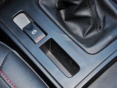 奔腾X80 2015款 2.0L 手动 豪华型 5座
