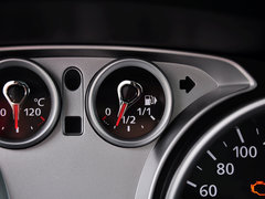 福克斯 2014款 两厢经典 1.8L 自动 酷白典藏版