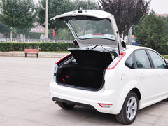 福克斯 2014款 两厢经典 1.8L 自动 酷白典藏版
