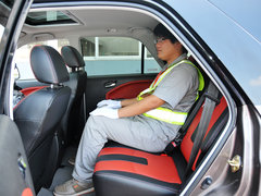 吉奥GX6 2015款 2.4L 手动 两驱精英版 5座