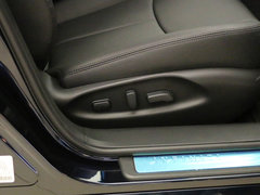 英菲尼迪Q70 2015款 Q70S 基本型