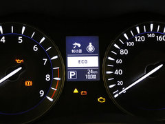 英菲尼迪Q70 2015款 Q70S 基本型