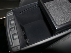 英菲尼迪Q70 2015款 Q70S 基本型