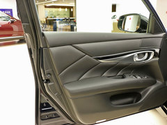 英菲尼迪Q70 2015款 Q70S 基本型
