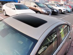君威 2015款 1.6T 自动 精英技术型