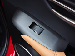 雷克萨斯NX 2015款 300h 锋尚版 前驱 5座