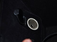 雷克萨斯NX 2015款 300h 锋尚版 前驱 5座