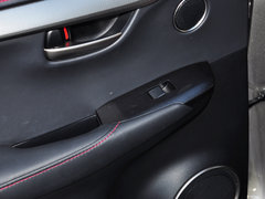 雷克萨斯NX 2015款 200t F SPORT 全驱 5座