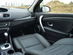 风朗 2015款 2.0L CVT 时尚版